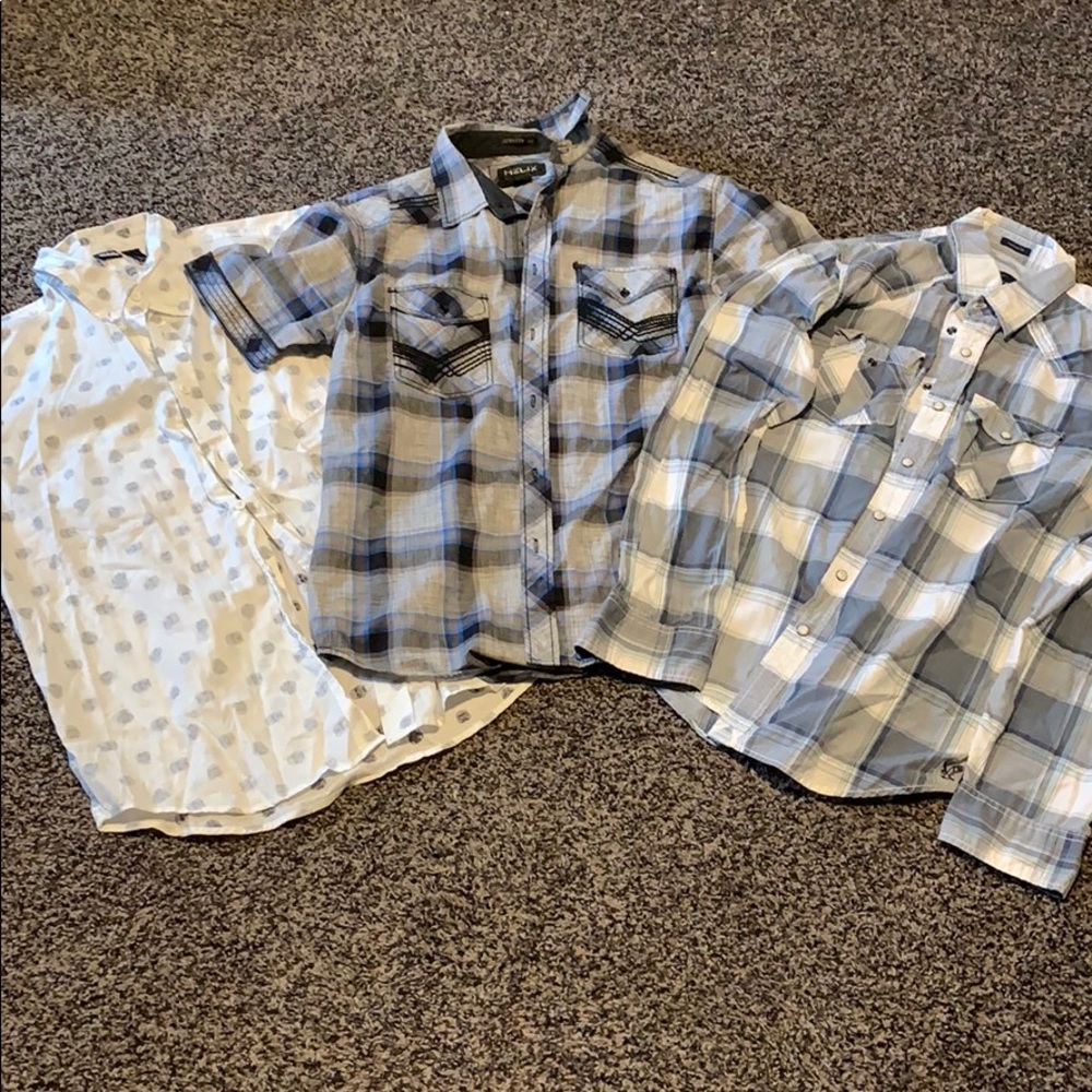 Men’s M button up shits